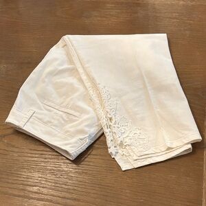 Zac & Rachel Cream Lace-Trimmed Women's Shorts